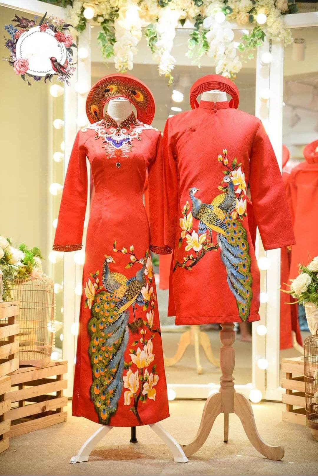 May áo dài cô dâu màu đỏ truyền thống