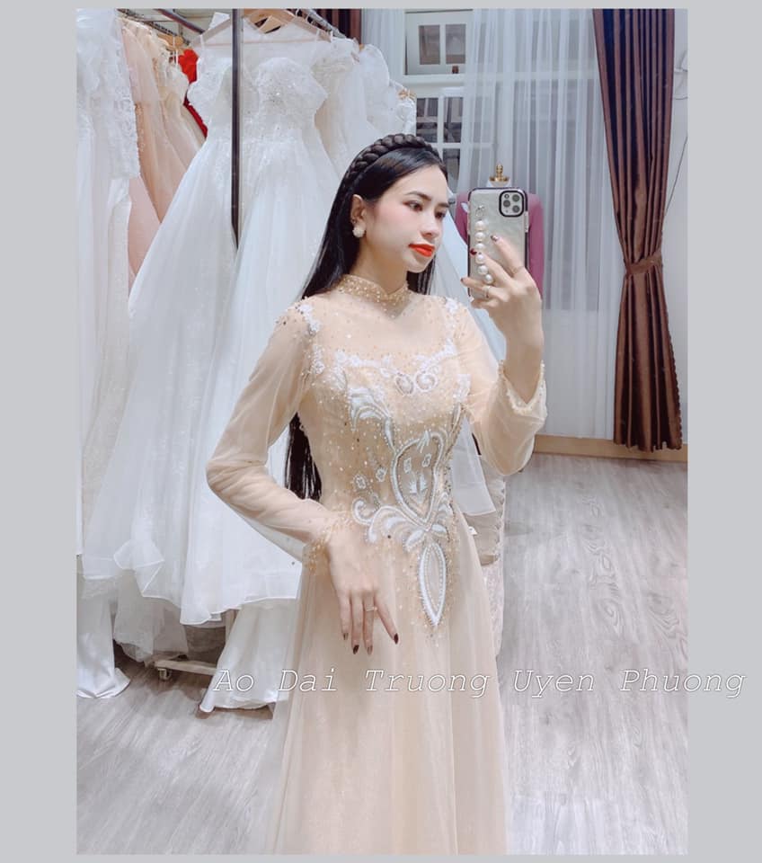 Chiêm ngưỡng mẫu áo dài cưới sang trọng tại Truong Uyen Phuong Wedding