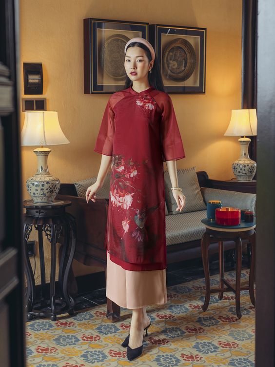 Mẫu áo dài cách tân phù hợp dịp tết của Áo dài Việt ở Mỹ